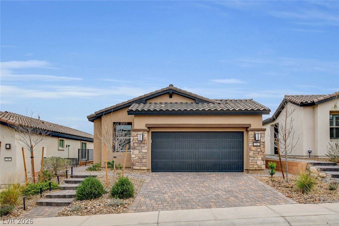 74 Lake Bluff Court Henderson NV 89011