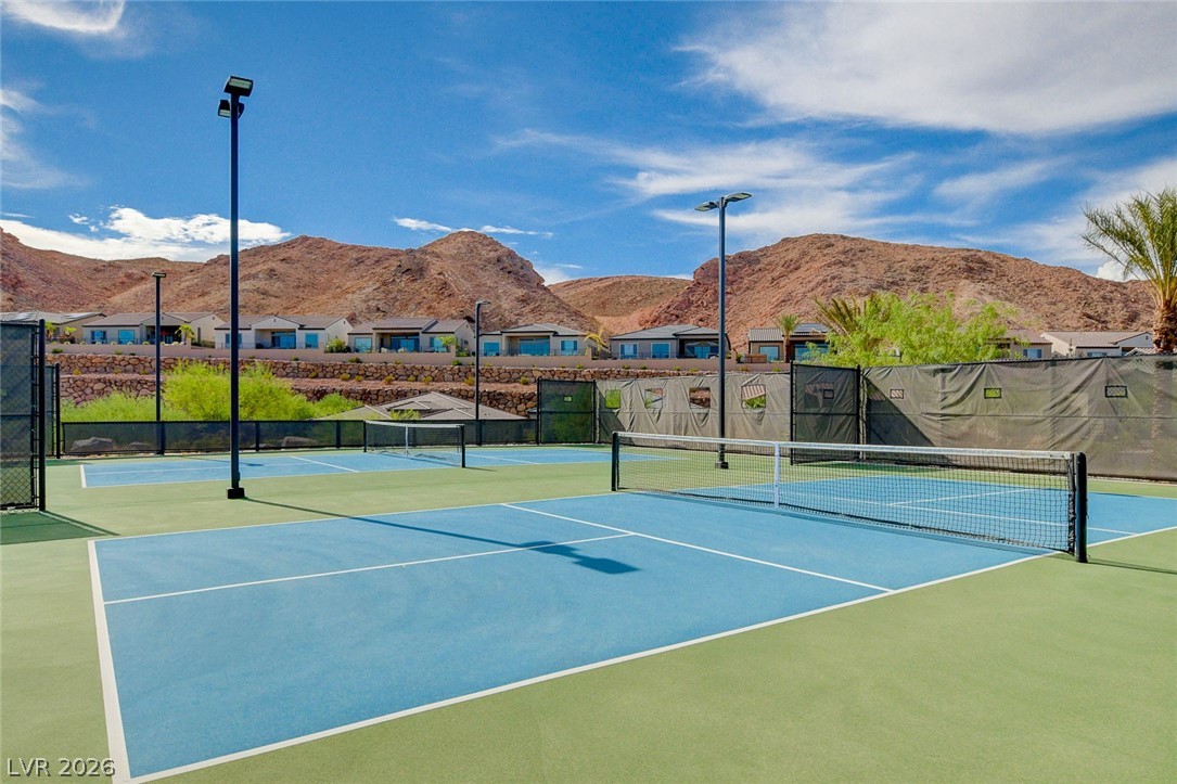 74 Lake Bluff Court Henderson NV 89011
