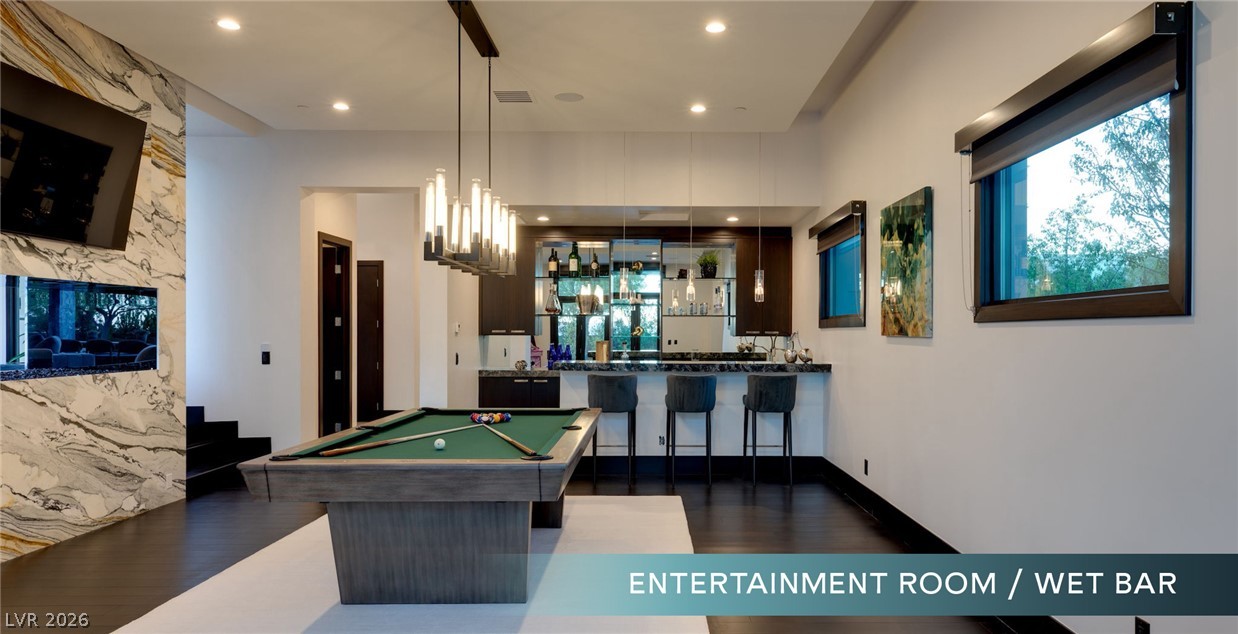 6 Bright Hollow Court Las Vegas NV 89135