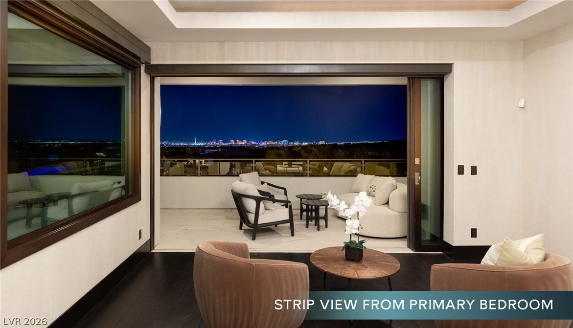 6 Bright Hollow Court Las Vegas NV 89135