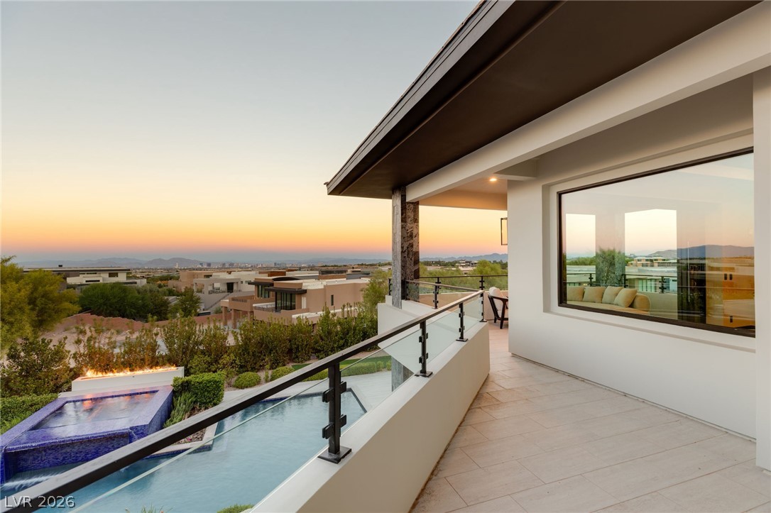 6 Bright Hollow Court Las Vegas NV 89135