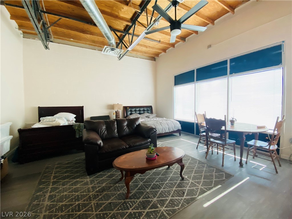 4080 East Post Road C-3 Las Vegas NV 89120
