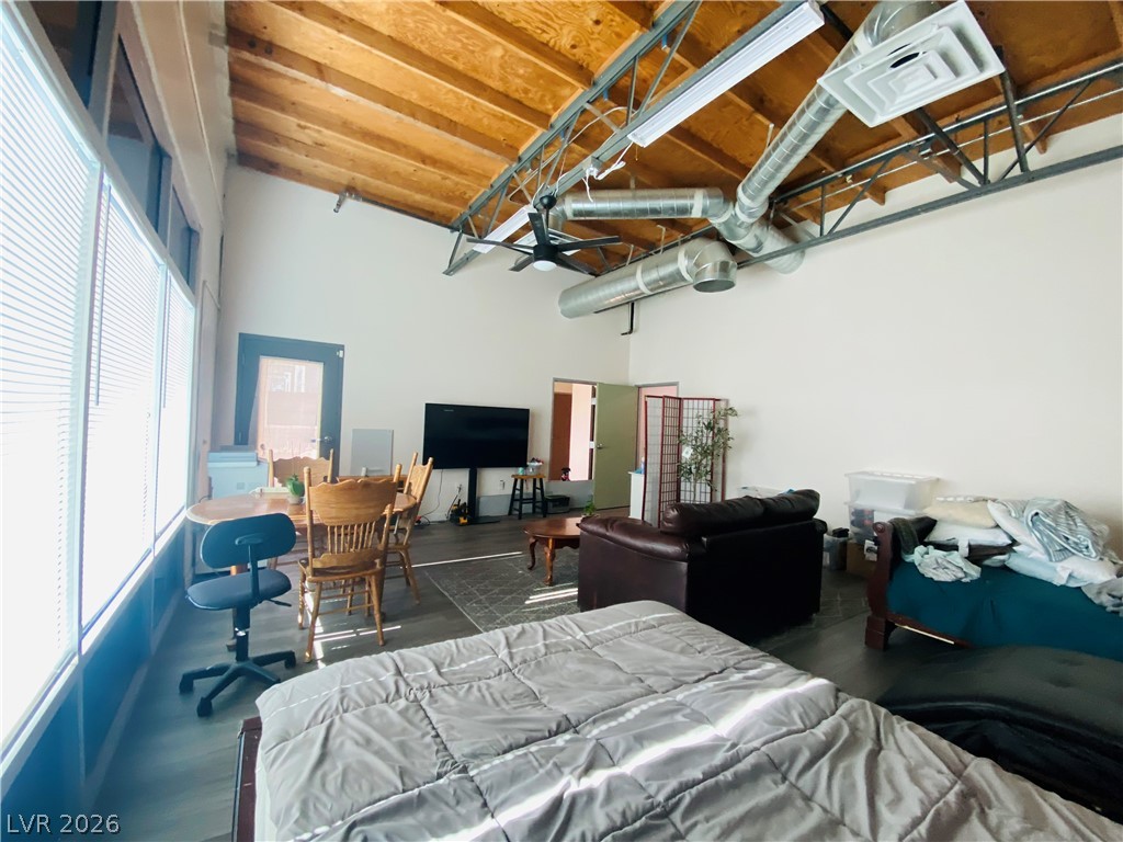 4080 East Post Road C-3 Las Vegas NV 89120