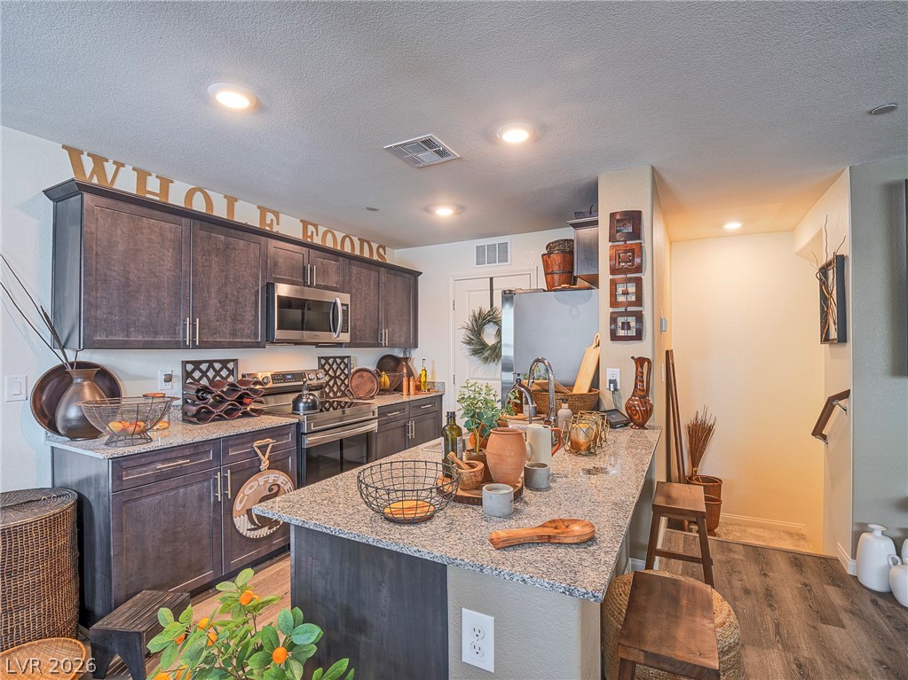 7002 Midnight Bronze Street North Las Vegas NV 89086
