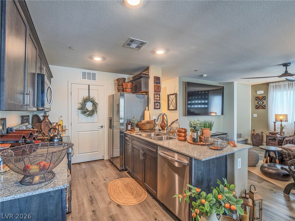7002 Midnight Bronze Street North Las Vegas NV 89086