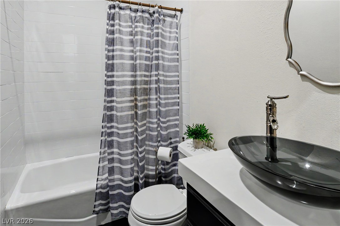 24 Panorama Crest Avenue Las Vegas NV 89135