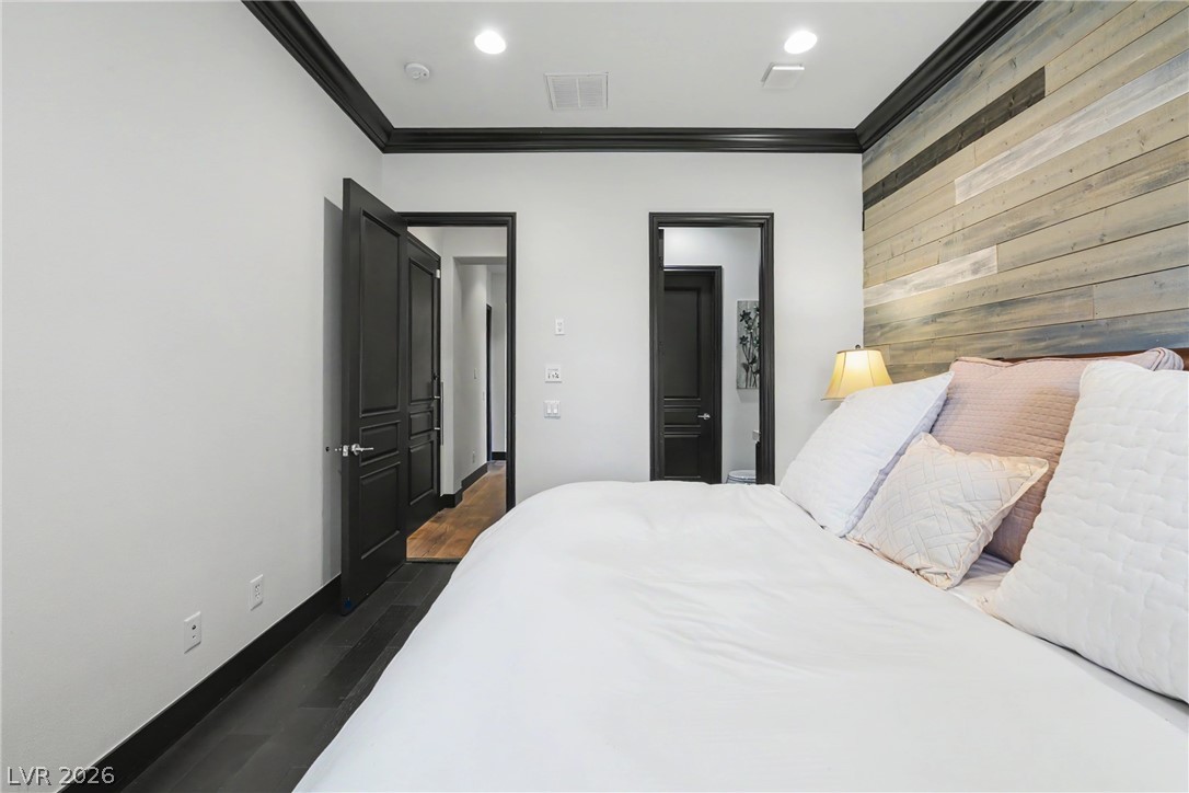 24 Panorama Crest Avenue Las Vegas NV 89135