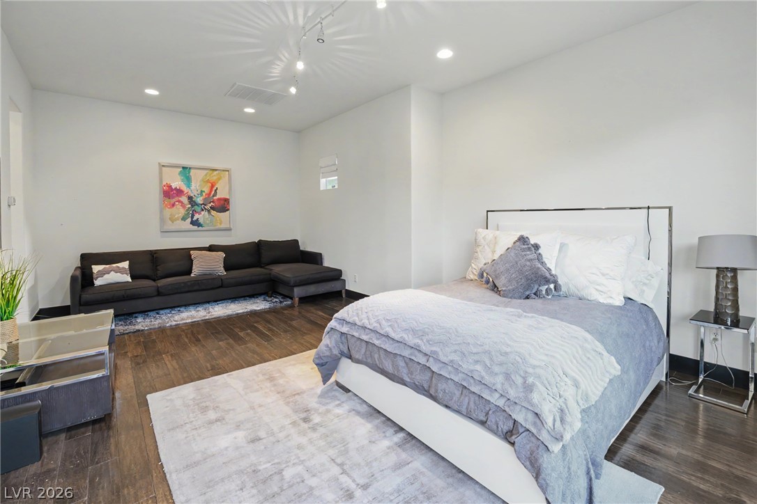 24 Panorama Crest Avenue Las Vegas NV 89135