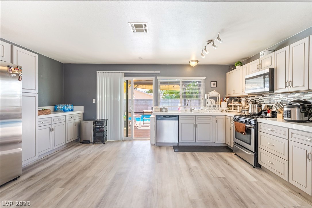 1204 Melissa Street Las Vegas NV 89101