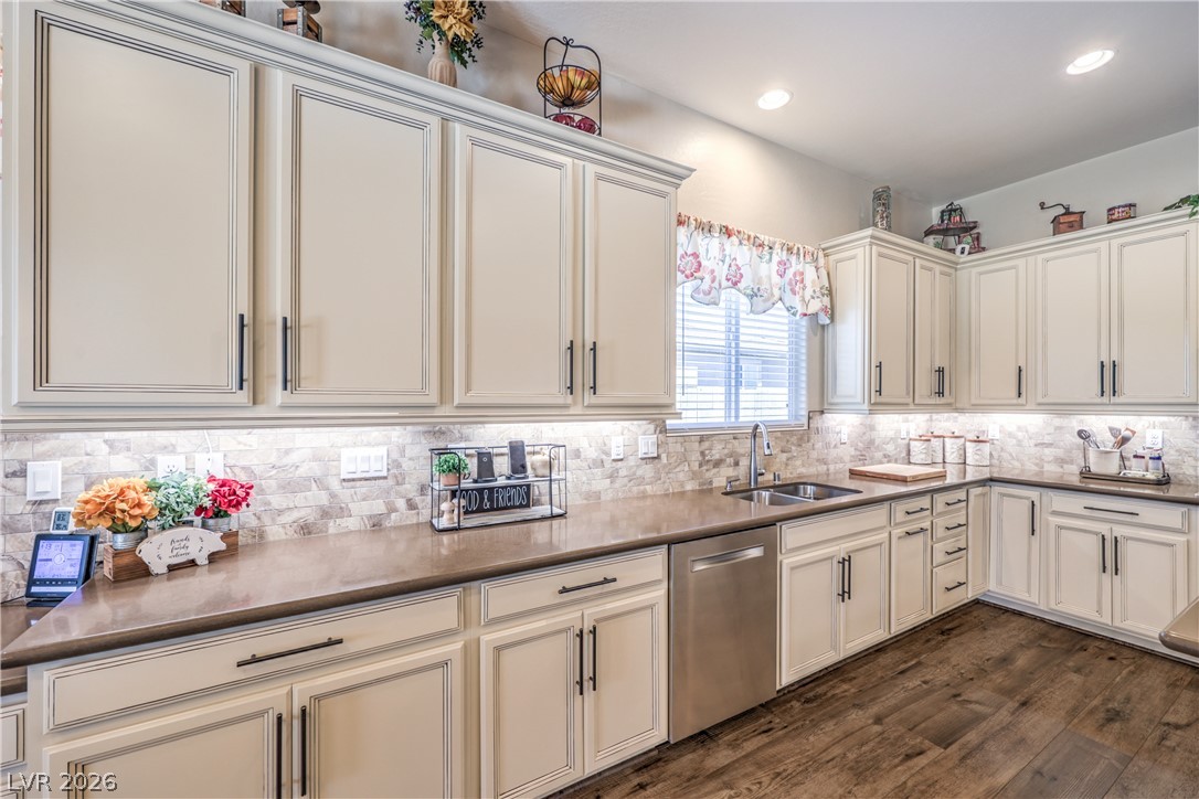6461 Winecup Street Las Vegas NV 89149