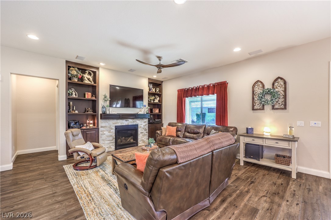 6461 Winecup Street Las Vegas NV 89149