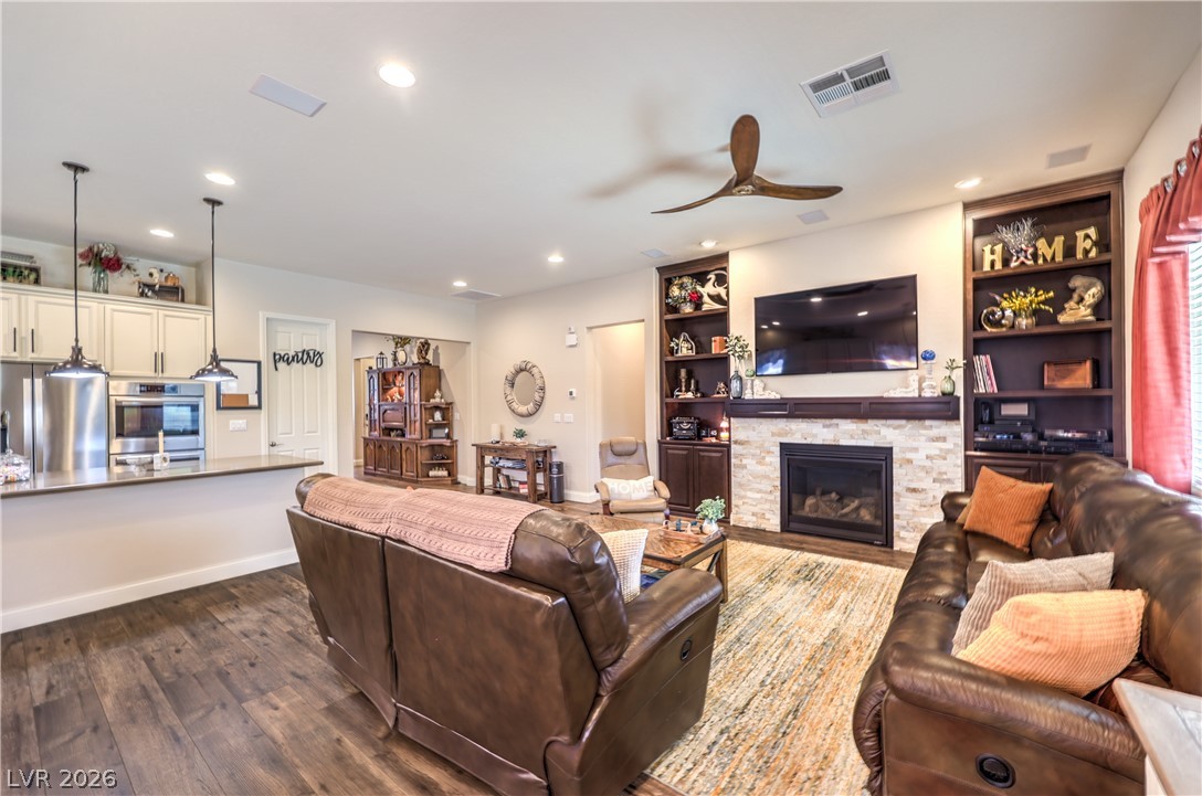 6461 Winecup Street Las Vegas NV 89149