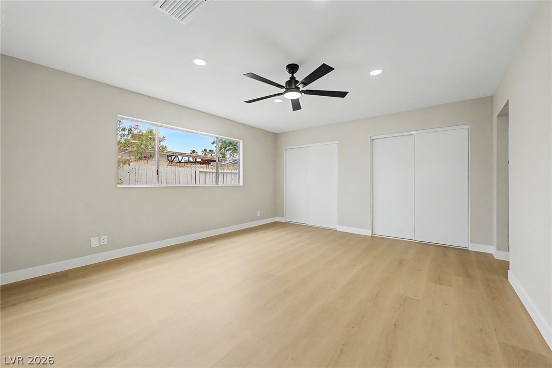 324 Lakehurst Road Las Vegas NV 89145