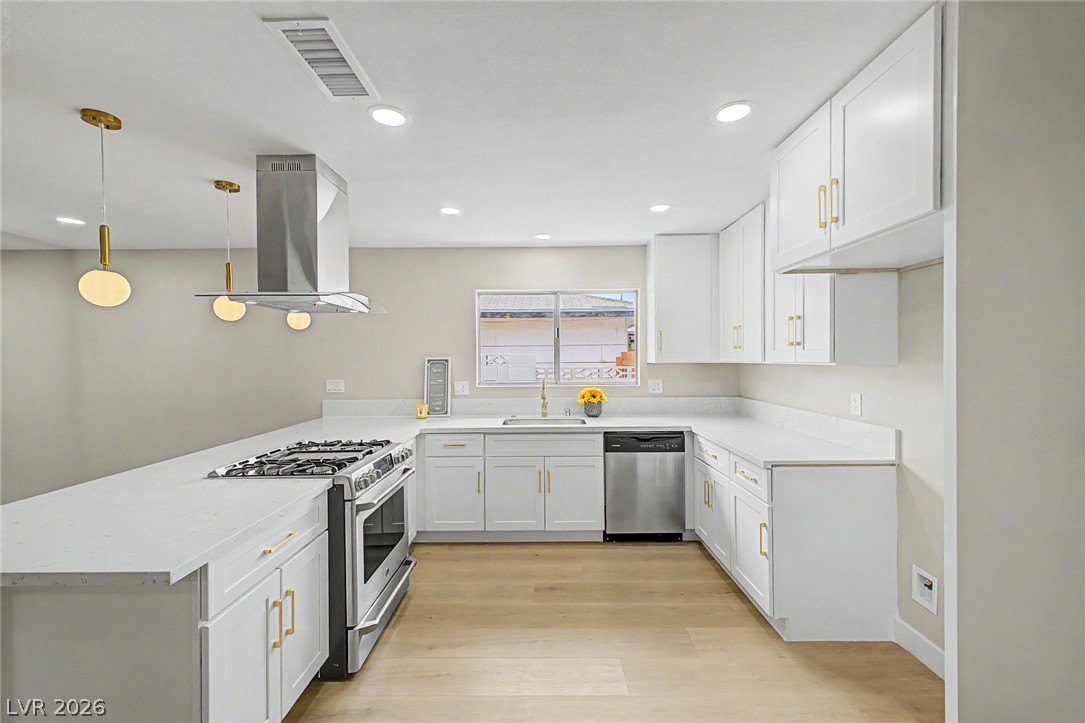 324 Lakehurst Road Las Vegas NV 89145