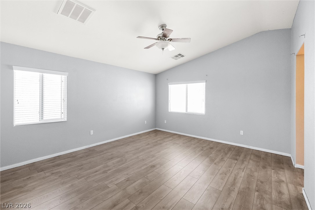 10883 Hawthorne Berry Street Las Vegas NV 89141