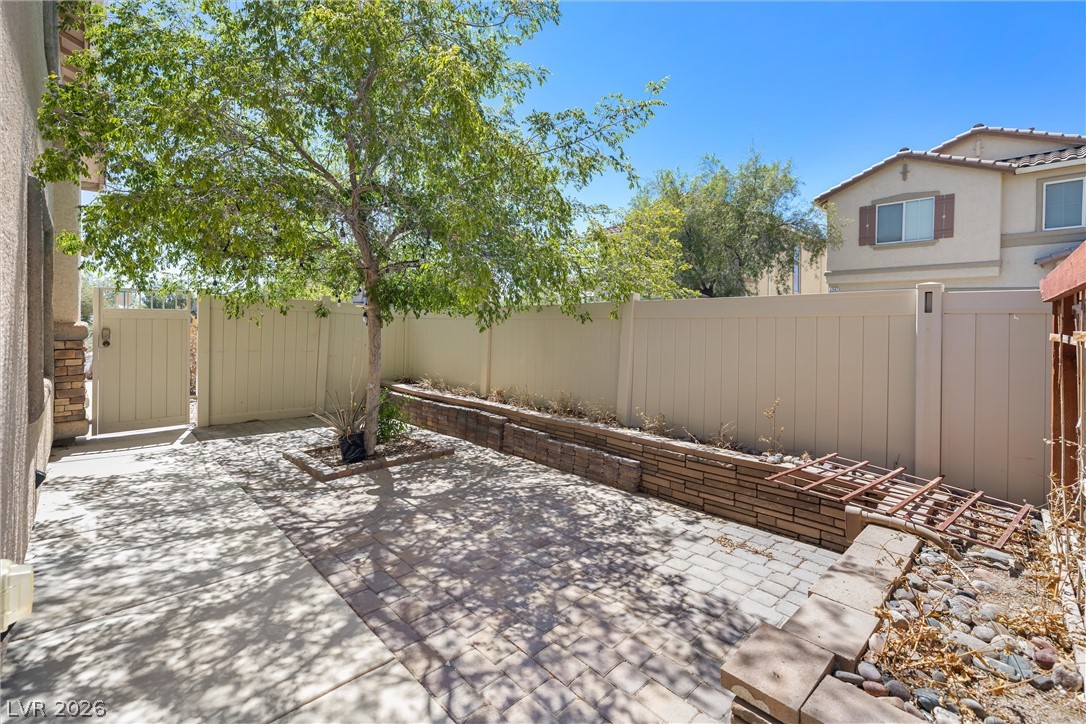 10883 Hawthorne Berry Street Las Vegas NV 89141