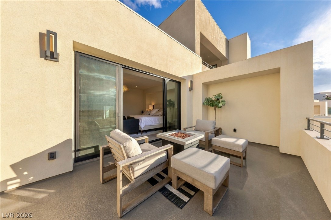 374 Solitude Peak Lane Henderson NV 89012