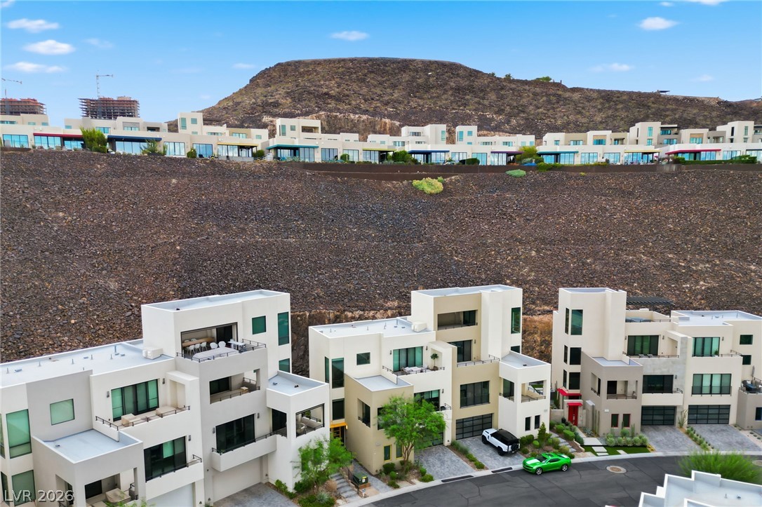 374 Solitude Peak Lane Henderson NV 89012