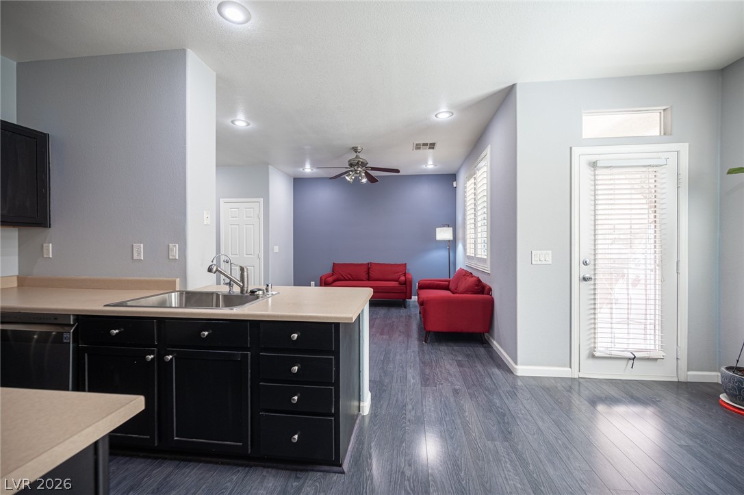 6685 Topley Pike Avenue Las Vegas NV 89139
