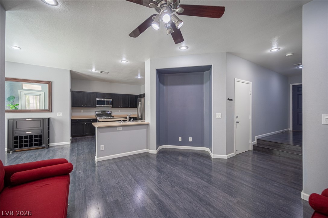 6685 Topley Pike Avenue Las Vegas NV 89139