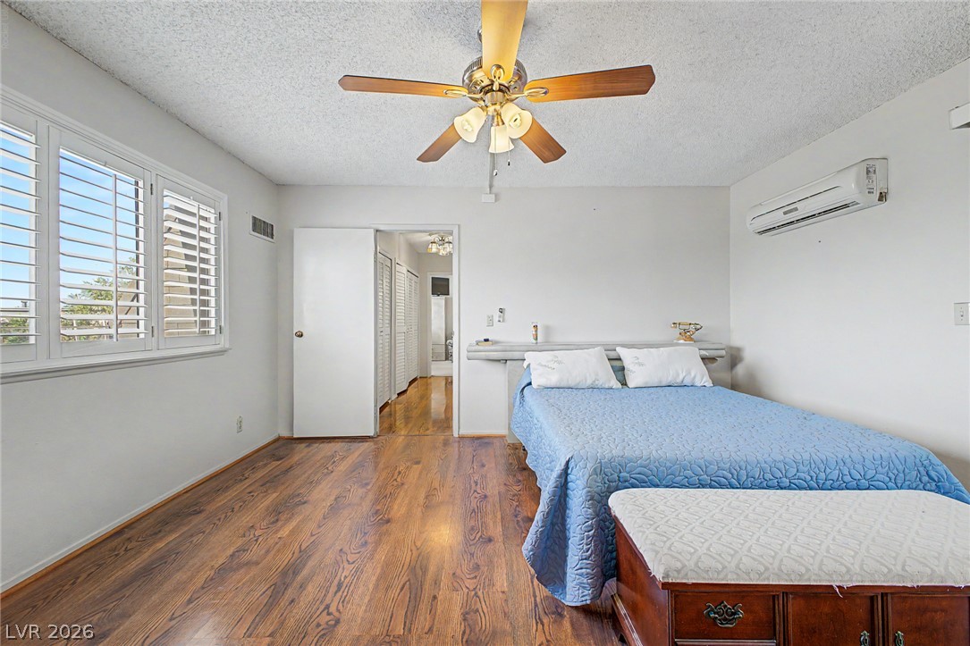 3537 Victory Avenue Las Vegas NV 89121