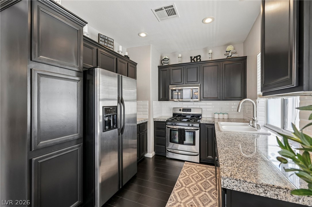 8188 Golden Flowers Street Las Vegas NV 89139