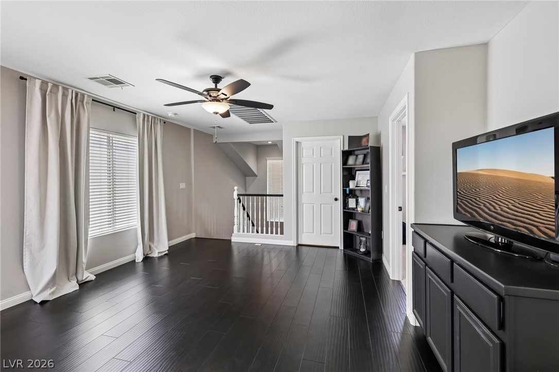 8188 Golden Flowers Street Las Vegas NV 89139
