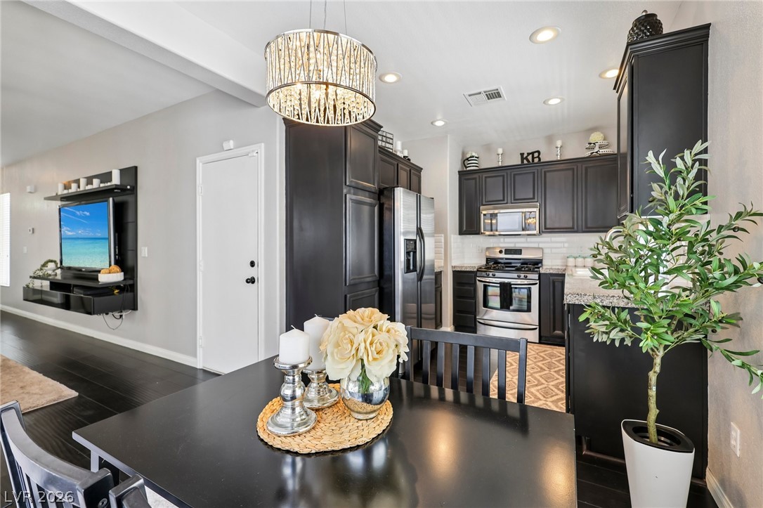 8188 Golden Flowers Street Las Vegas NV 89139