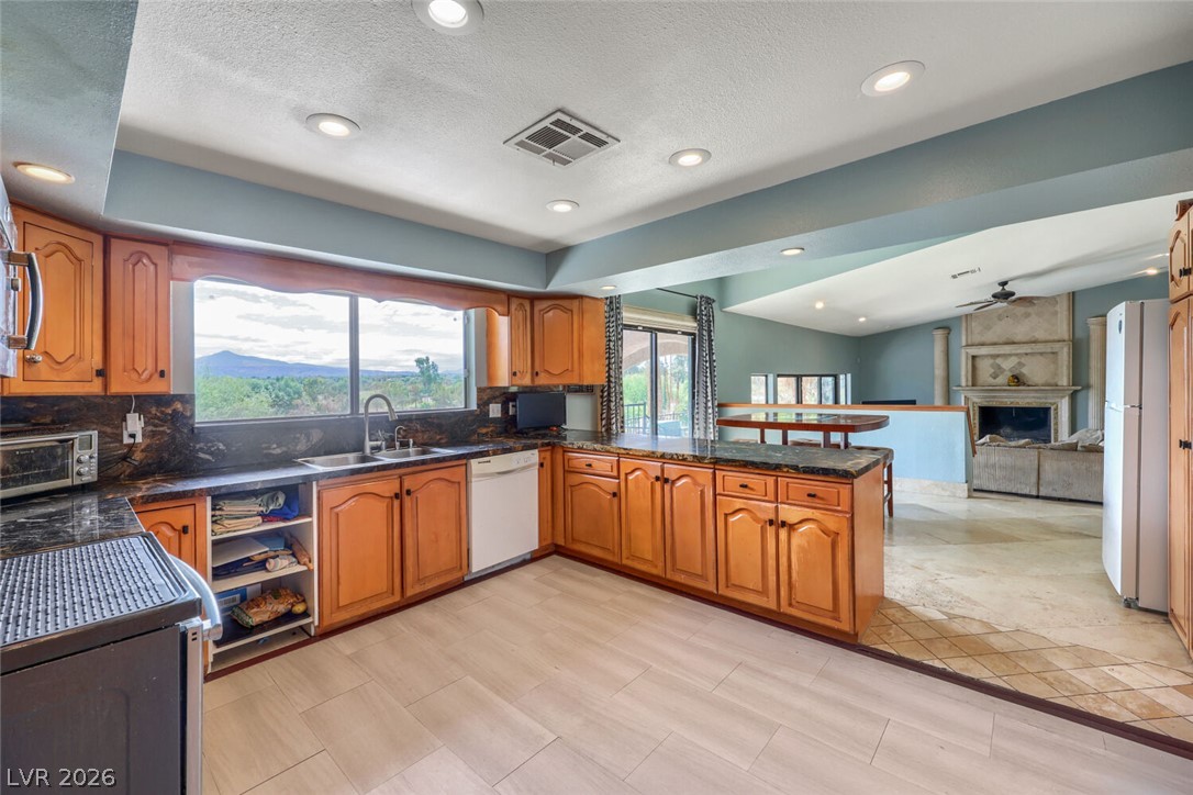 2817 La Mesa Drive Henderson NV 89014