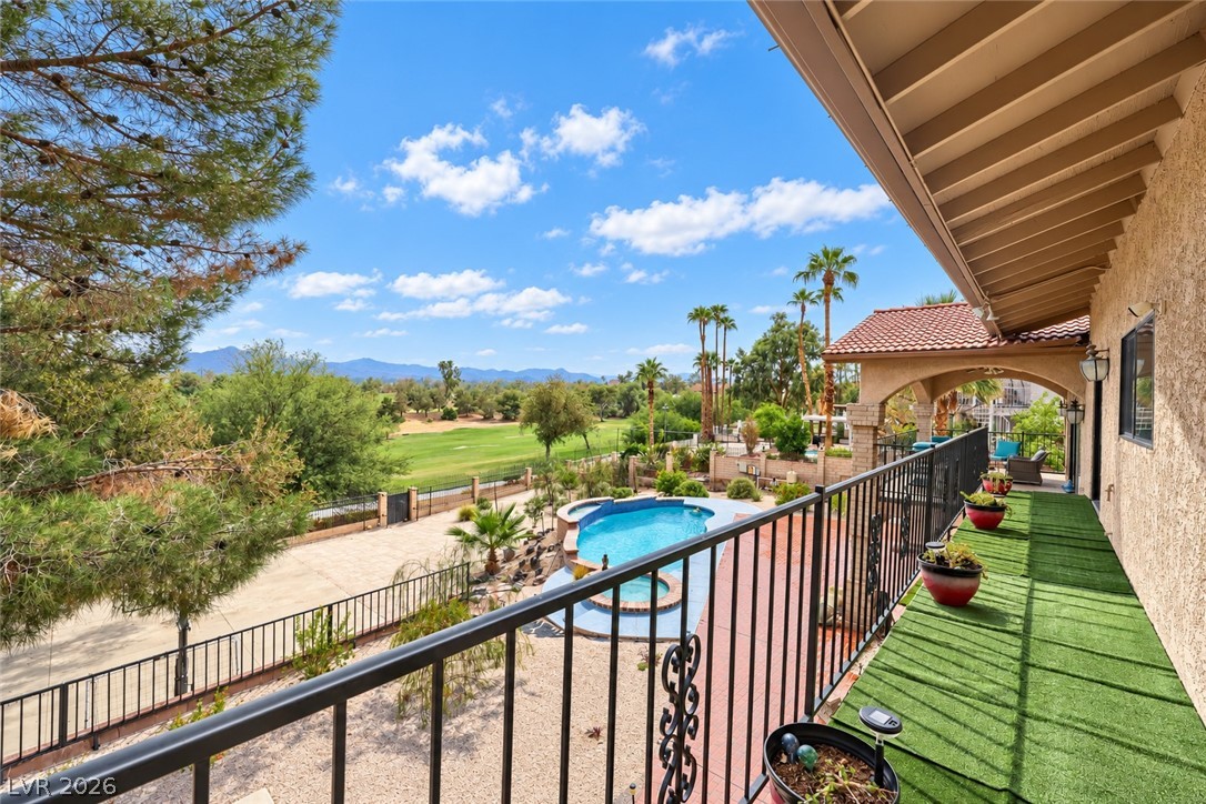 2817 La Mesa Drive Henderson NV 89014