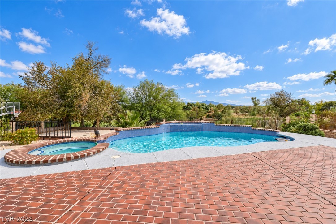 2817 La Mesa Drive Henderson NV 89014
