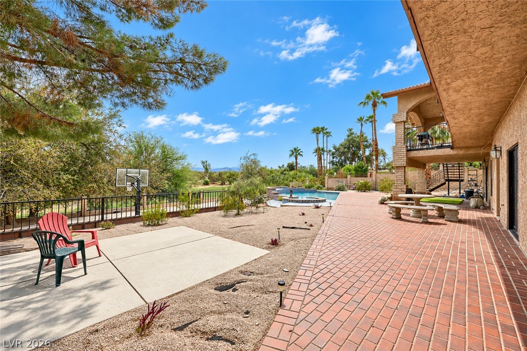 2817 La Mesa Drive Henderson NV 89014