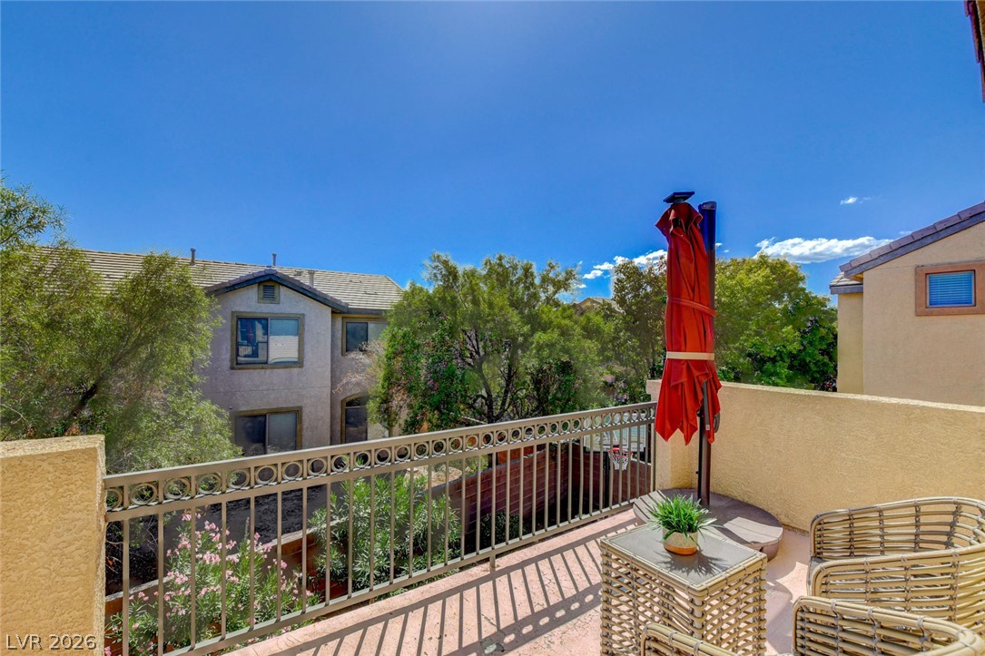 3809 Moonshine Falls Avenue North Las Vegas NV 89085