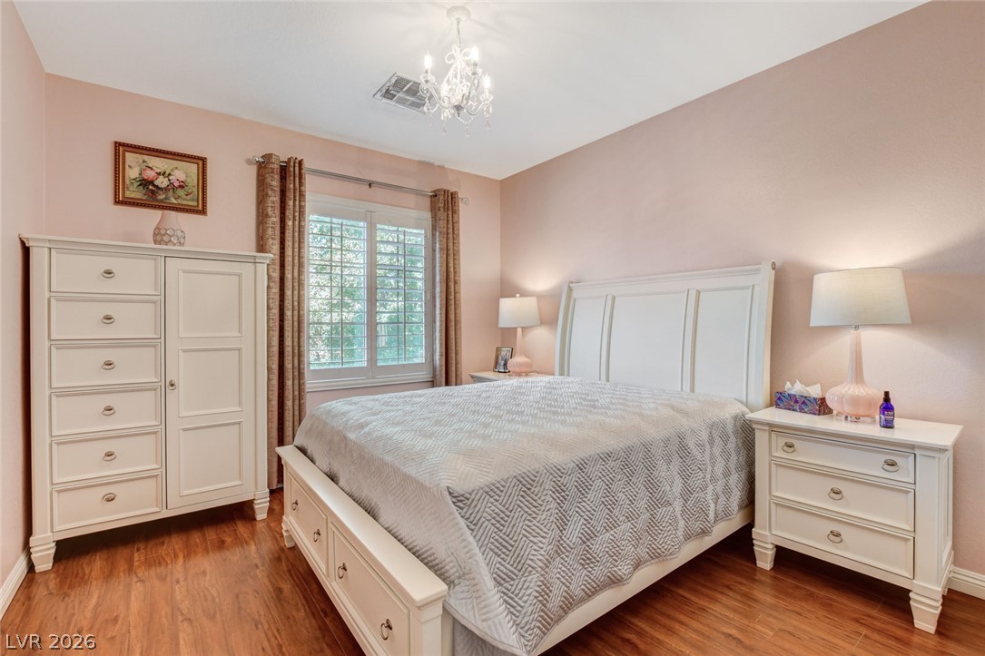 3809 Moonshine Falls Avenue North Las Vegas NV 89085