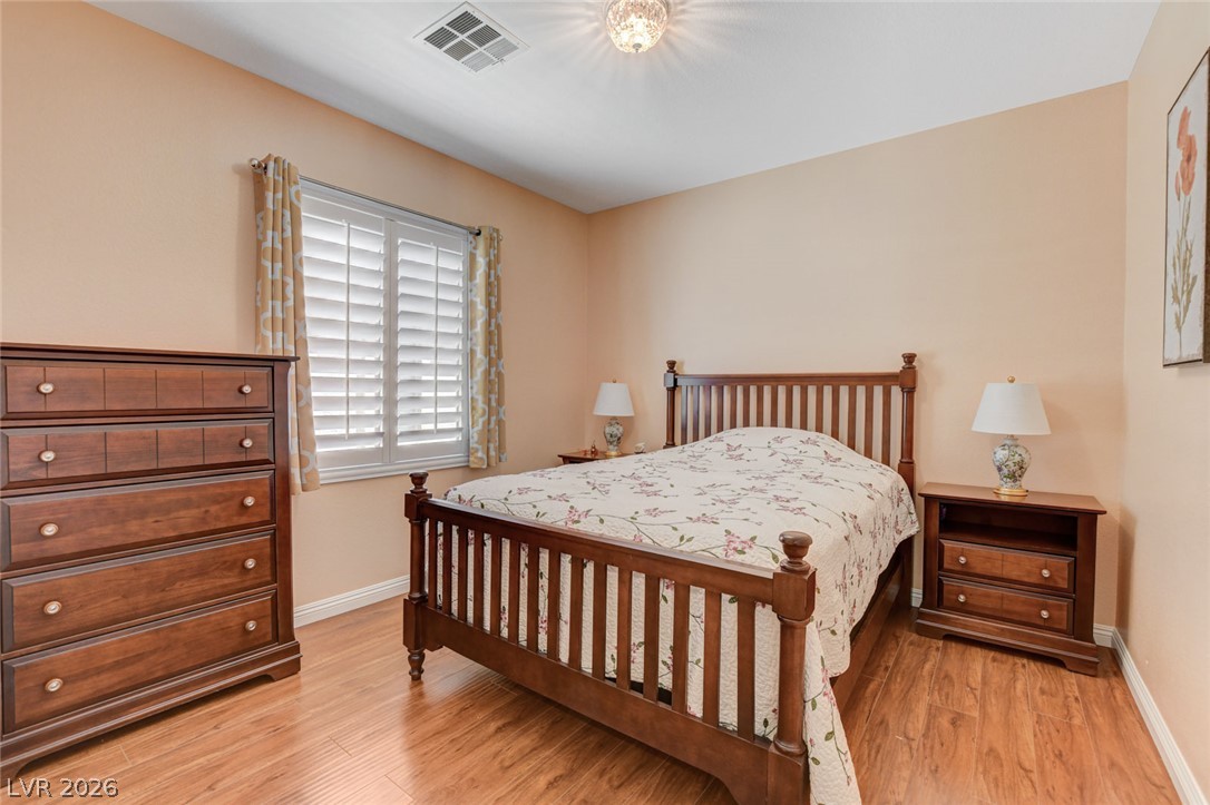 3809 Moonshine Falls Avenue North Las Vegas NV 89085
