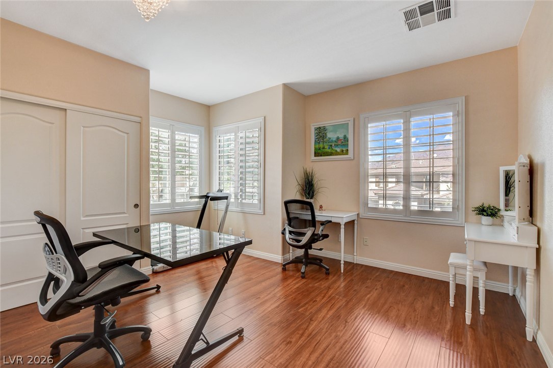 3809 Moonshine Falls Avenue North Las Vegas NV 89085