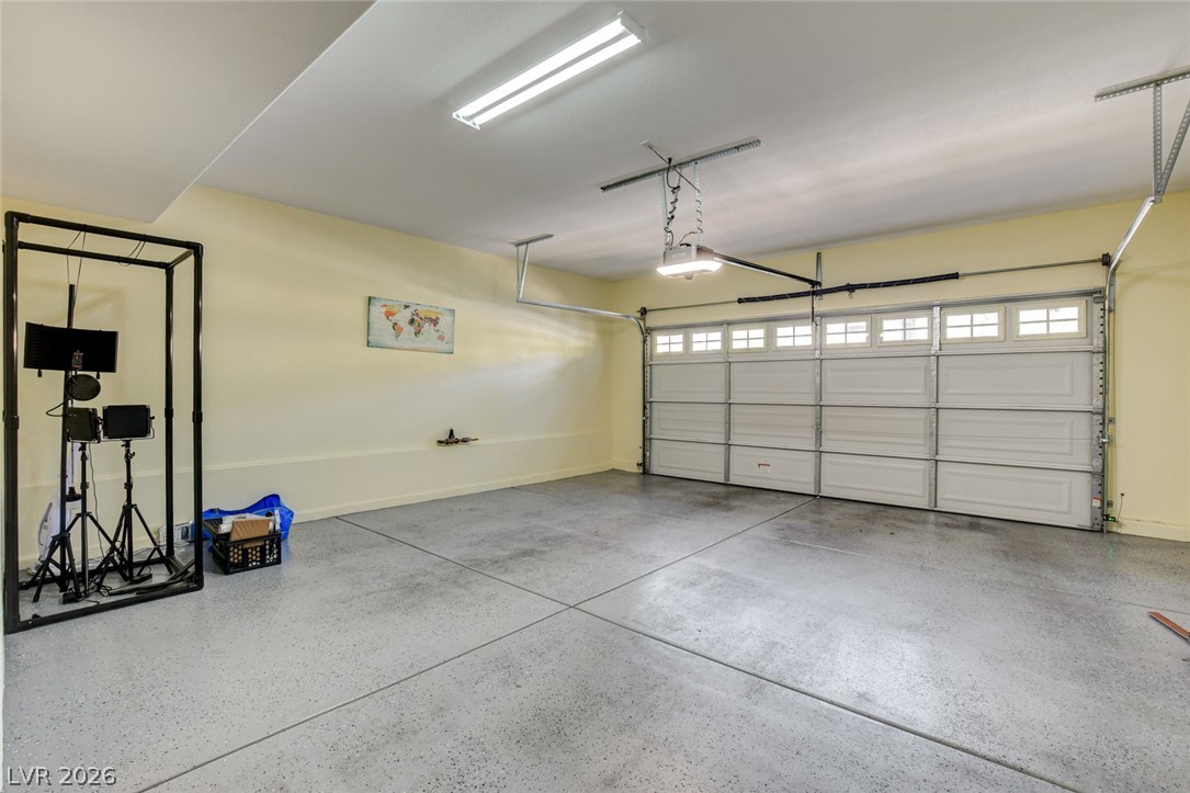 3809 Moonshine Falls Avenue North Las Vegas NV 89085