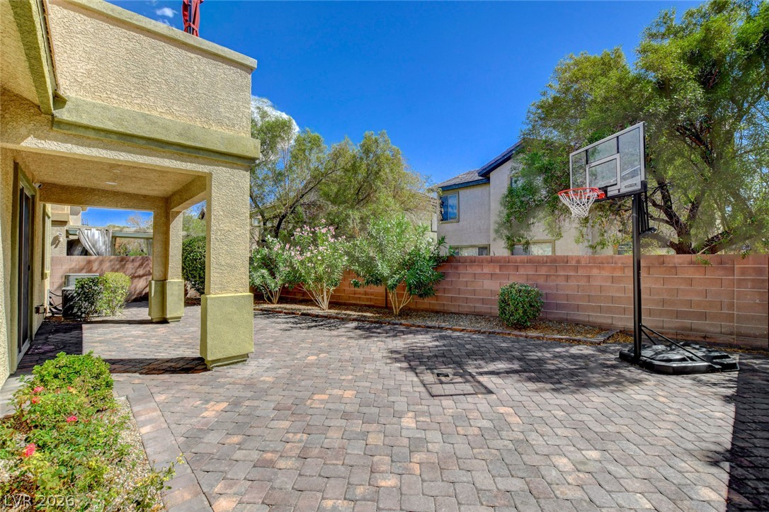 3809 Moonshine Falls Avenue North Las Vegas NV 89085