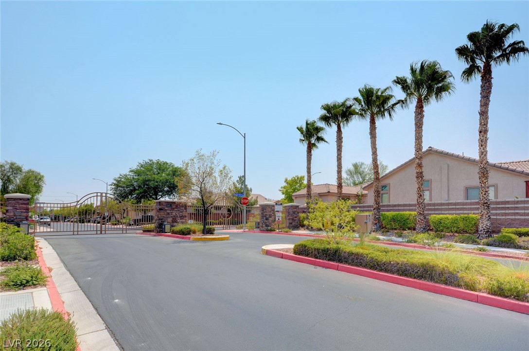 3809 Moonshine Falls Avenue North Las Vegas NV 89085