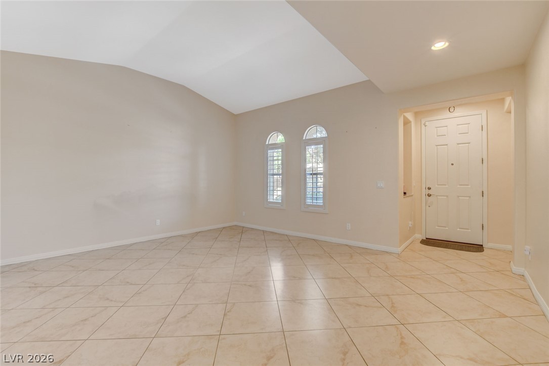 3809 Moonshine Falls Avenue North Las Vegas NV 89085