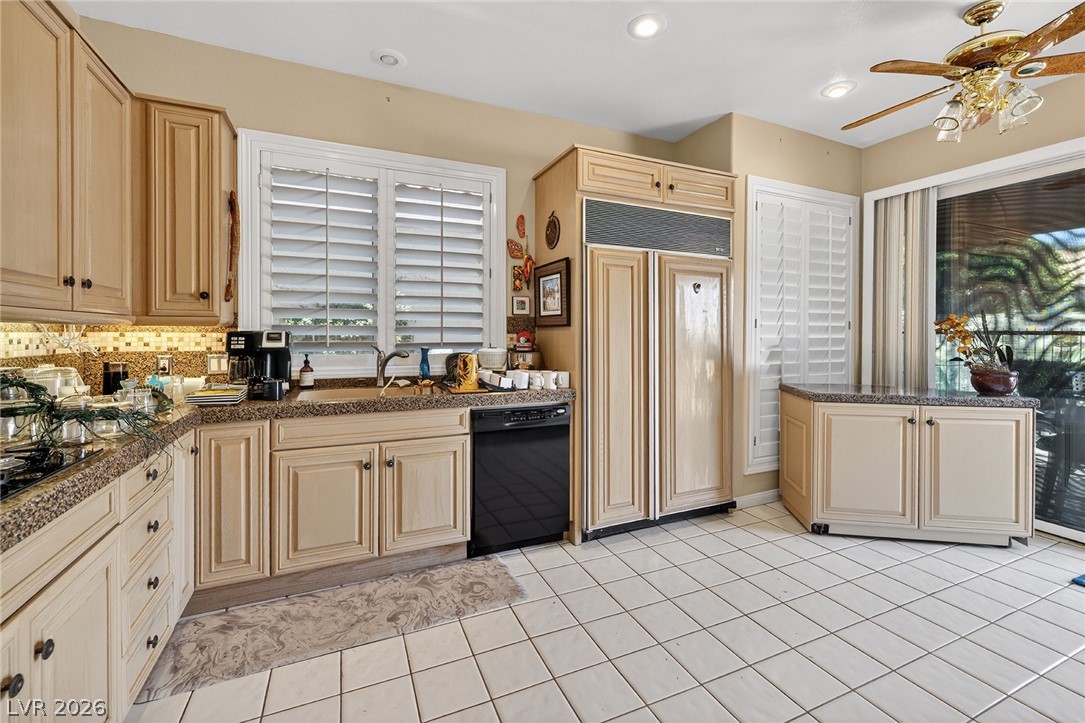 8500 Carmel Ridge Court Las Vegas NV 89113