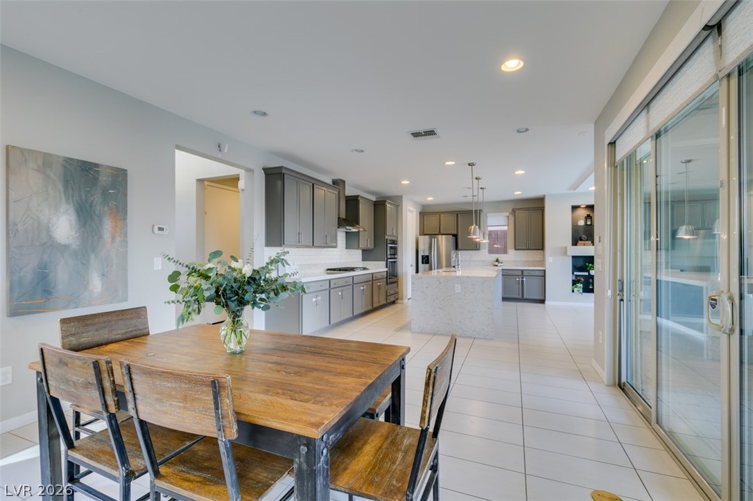 10238 Kesington Drive Las Vegas NV 89135