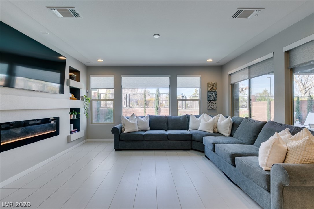 10238 Kesington Drive Las Vegas NV 89135