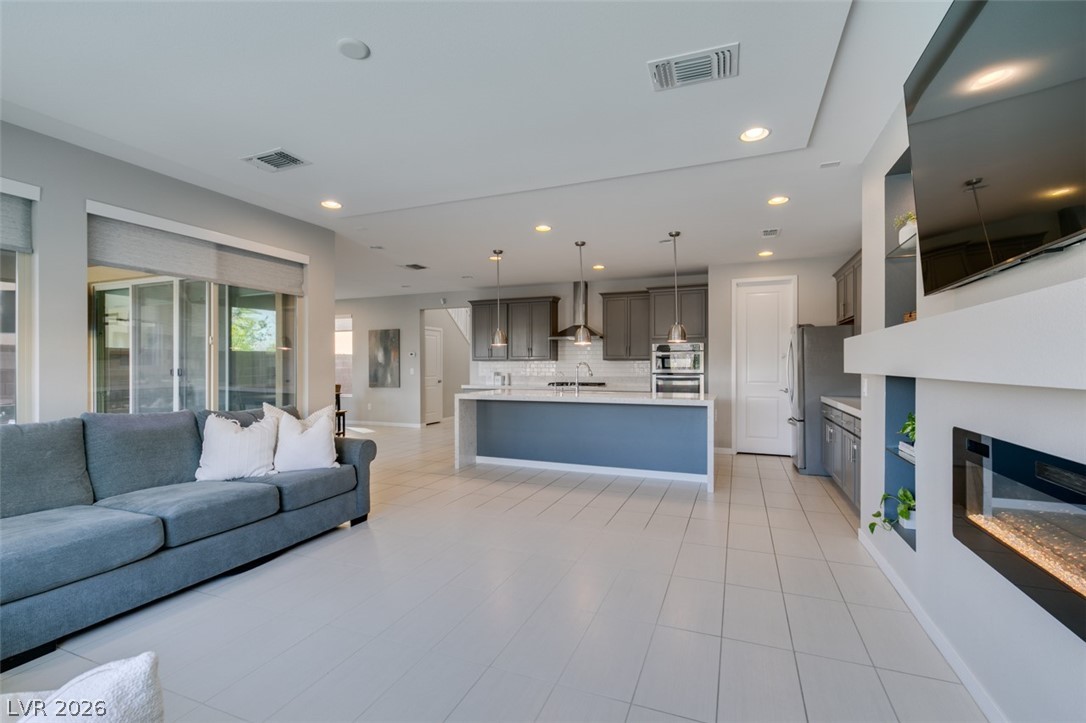 10238 Kesington Drive Las Vegas NV 89135