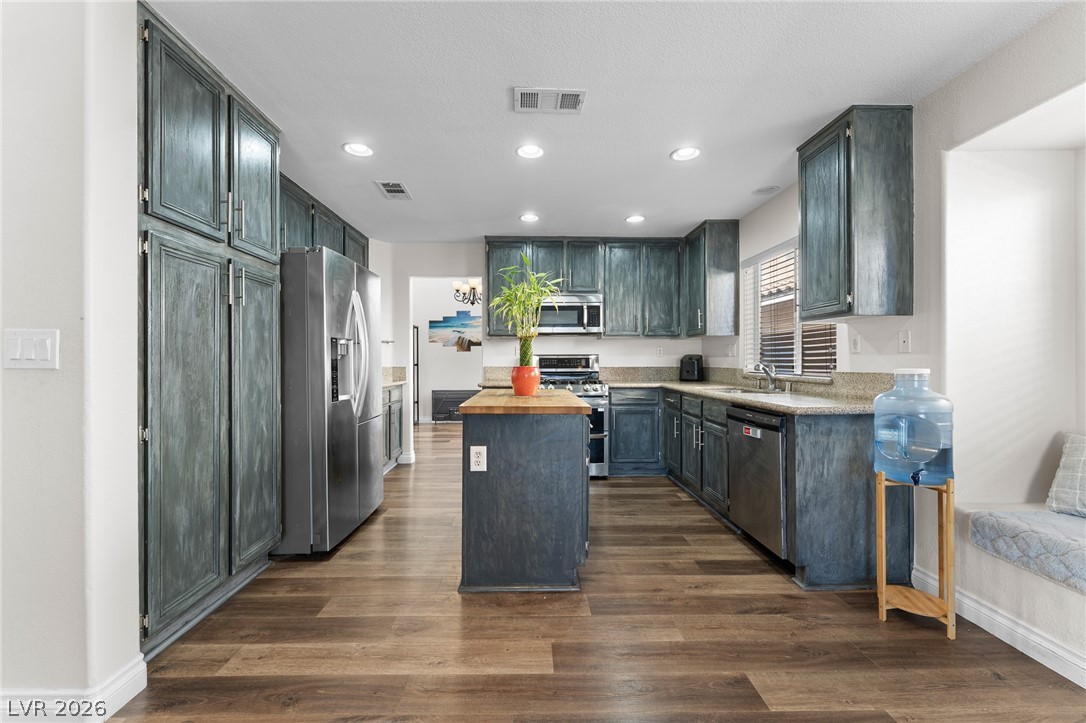 9010 Dulcimer Lane Las Vegas NV 89123