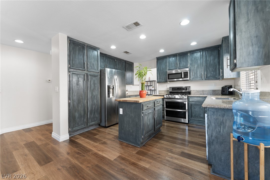 9010 Dulcimer Lane Las Vegas NV 89123