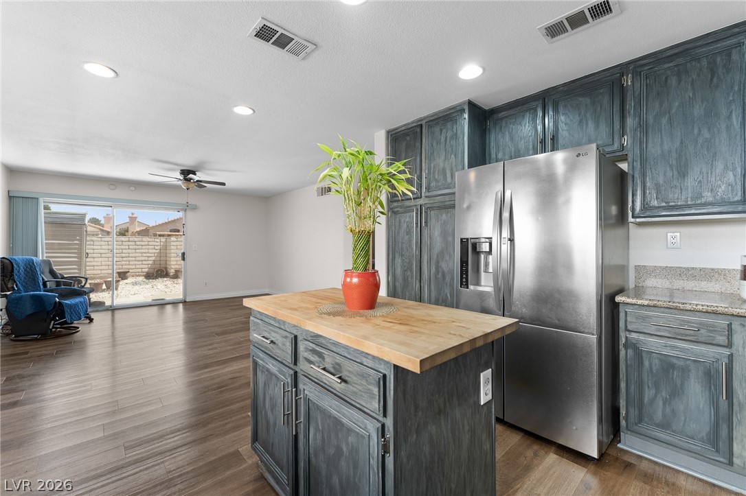 9010 Dulcimer Lane Las Vegas NV 89123