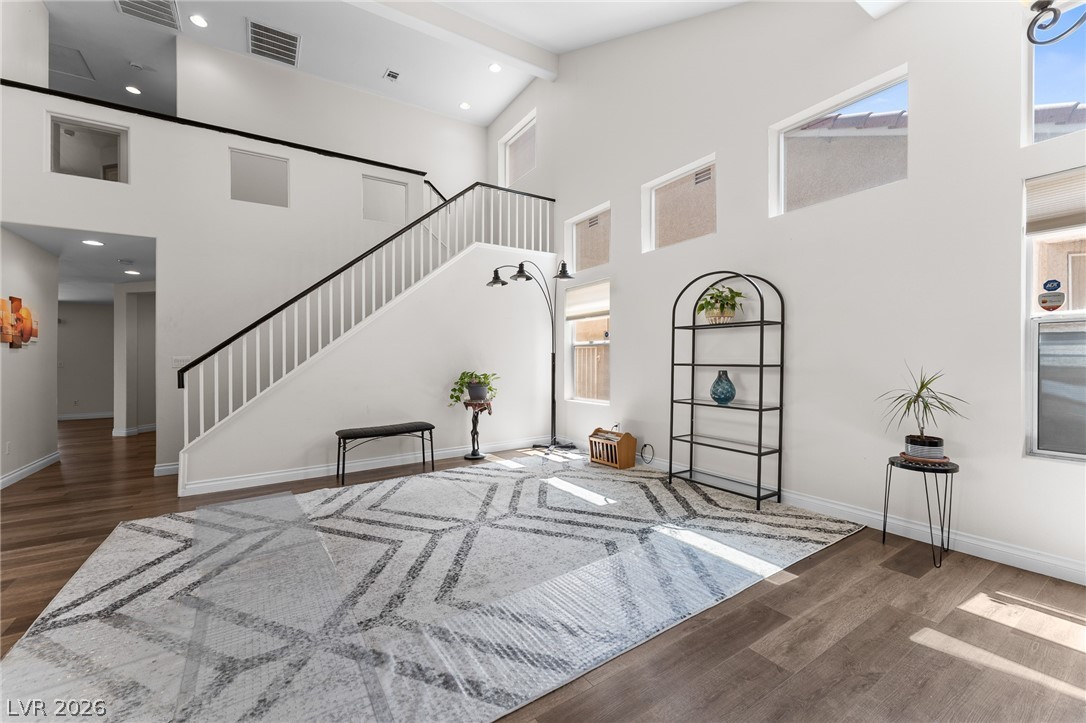9010 Dulcimer Lane Las Vegas NV 89123
