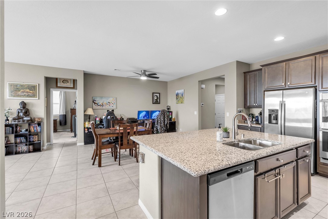 71 Gosia Grove Avenue North Las Vegas NV 89031