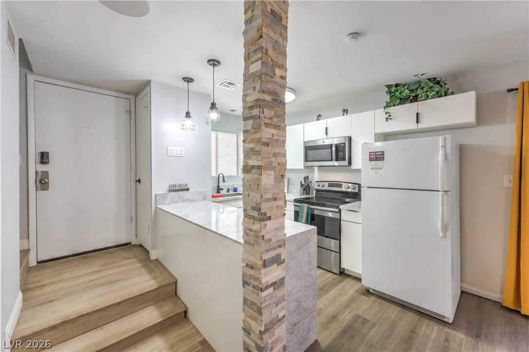 5045 Spencer Street B Las Vegas NV 89119